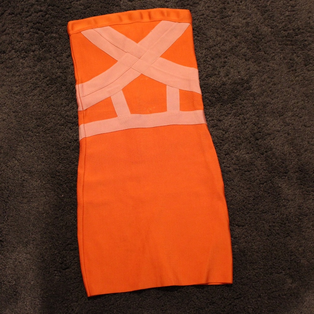 Bebe Body con bandage mini dress